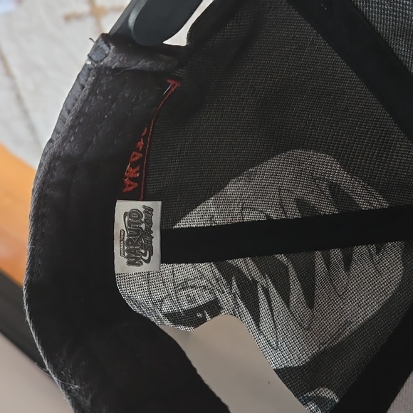 Hat - Picture 6 of 7